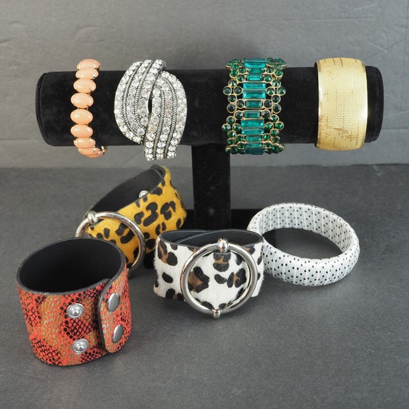 Unbranded Jewelry - Jewelry Lot Bracelet Bangle Cuff Gold Tone Rhinestone Green Orange Animal Print